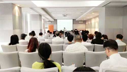 匯豐中國資本市場部總監(jiān)Jono先生精彩演講中